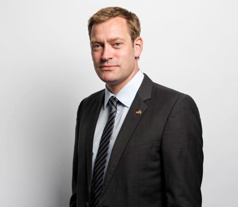 picture_Jens Hauser 2021.jpg